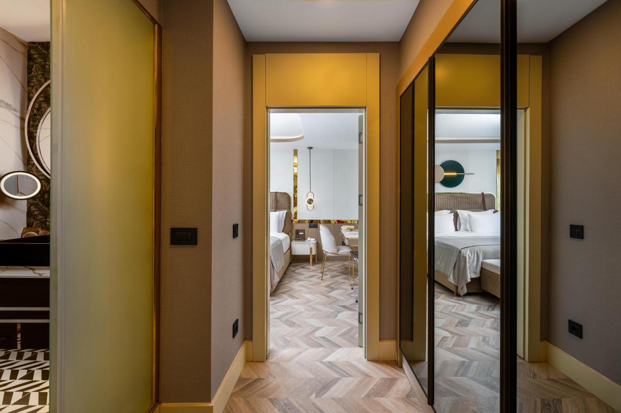 Lexia Hotels Анталия Екстериор снимка