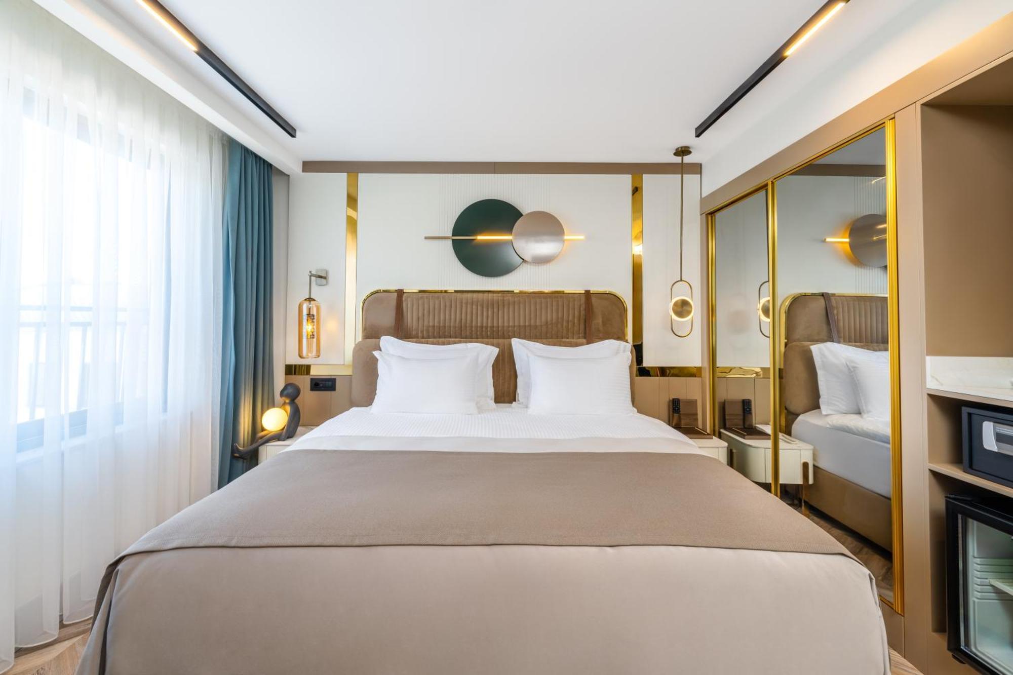 Lexia Hotels Анталия Екстериор снимка